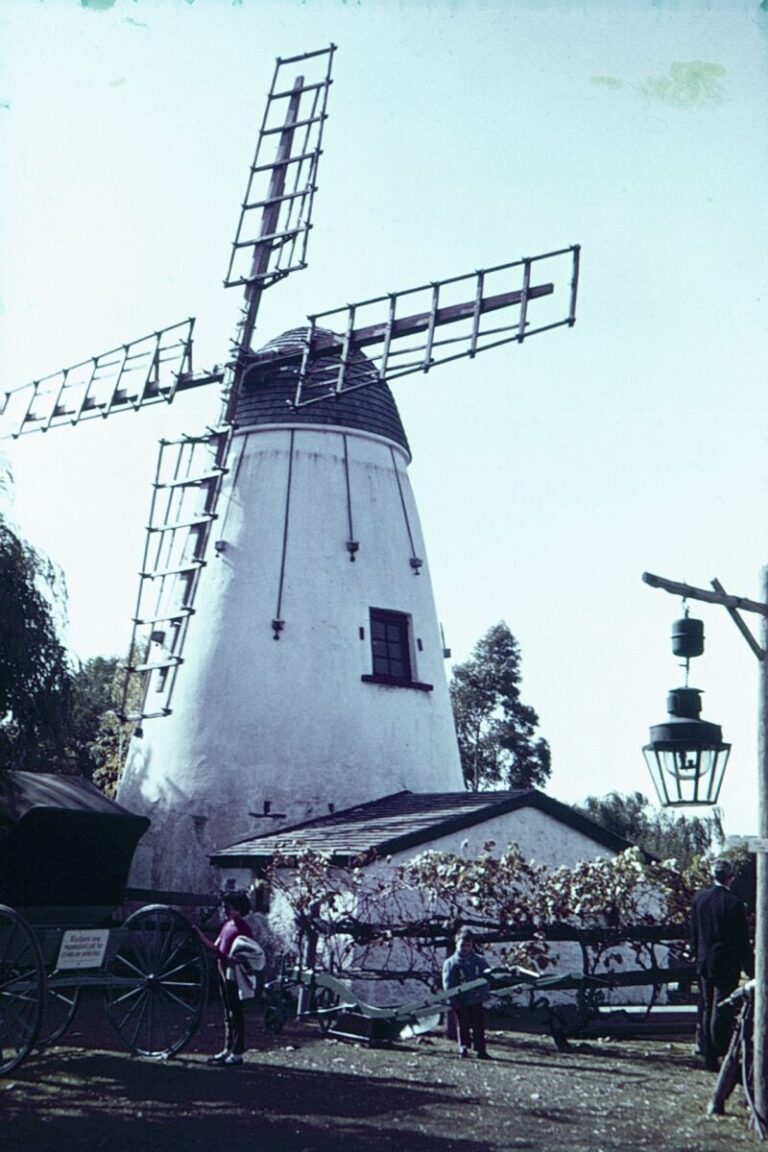 Dropbox_Windmill-Perth.jpg