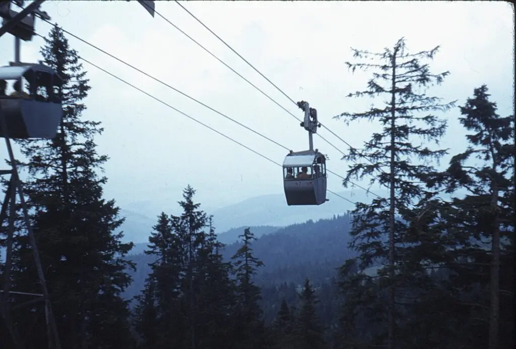 a cable car in the mountains