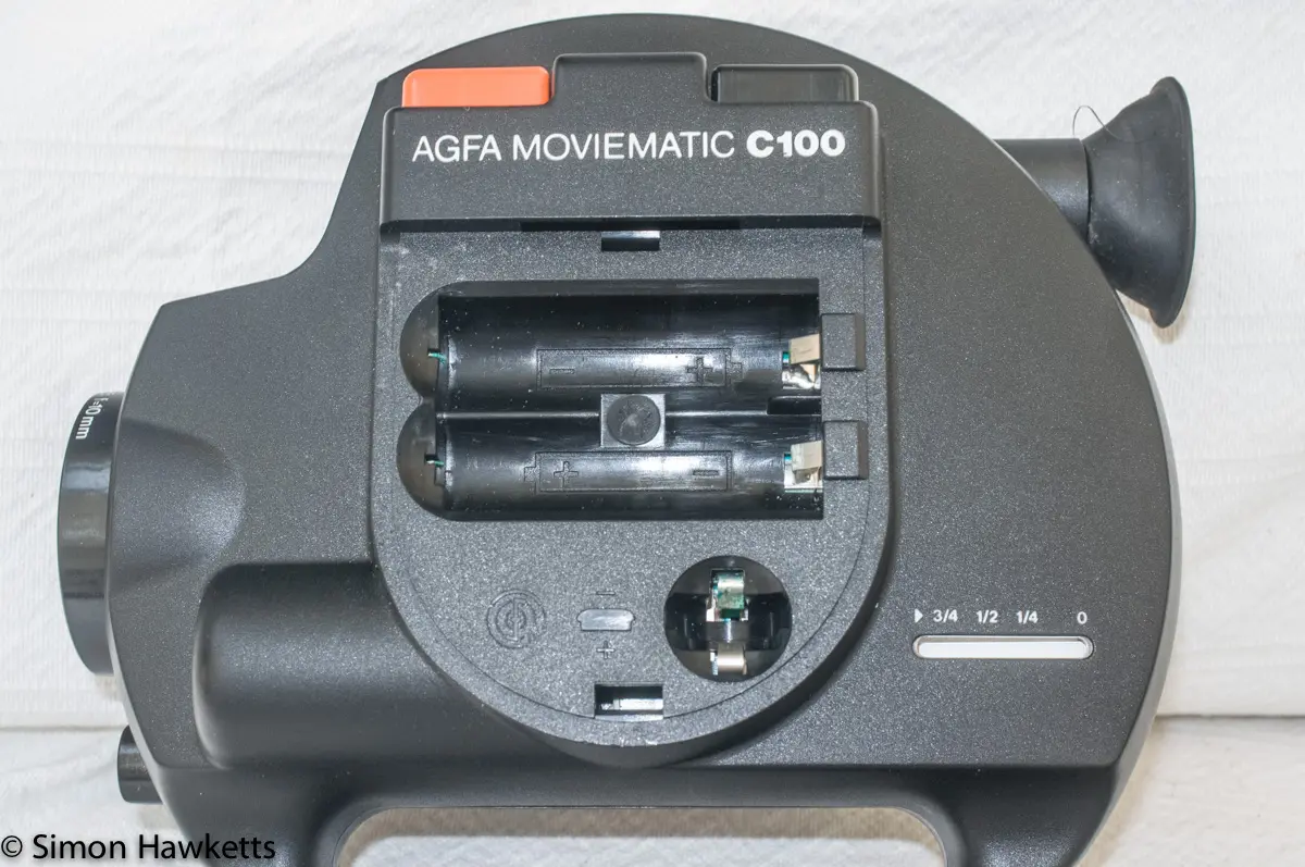 agfa c100 battery compartment