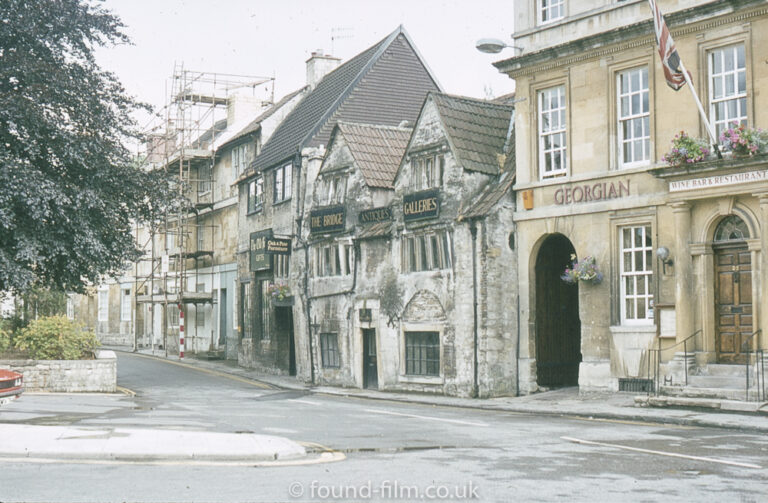 Bridge tea rooms in Bradford on Avon