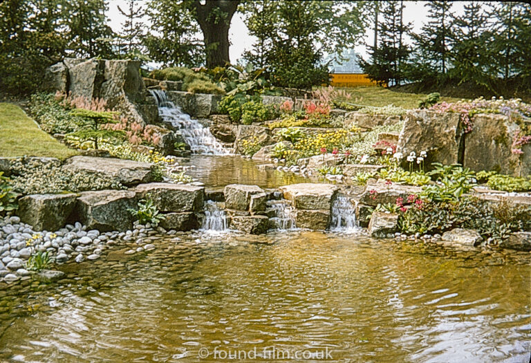 Chelsea flower show garden of 1964