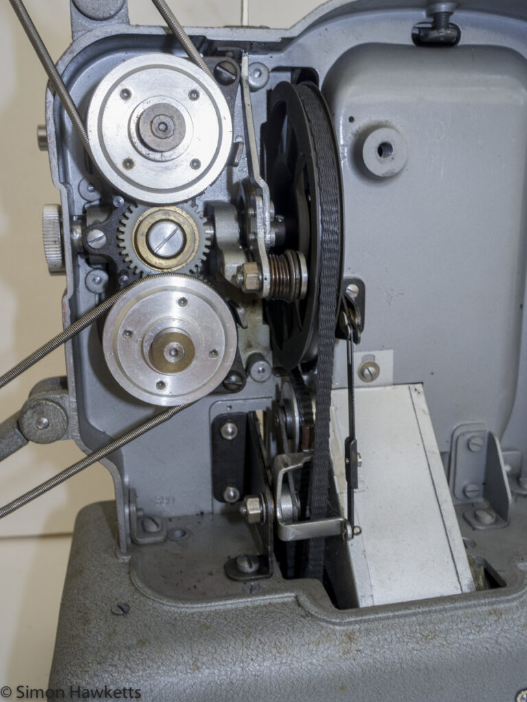 Elmo E-80 8mm projector - Clutch disengaged from drive