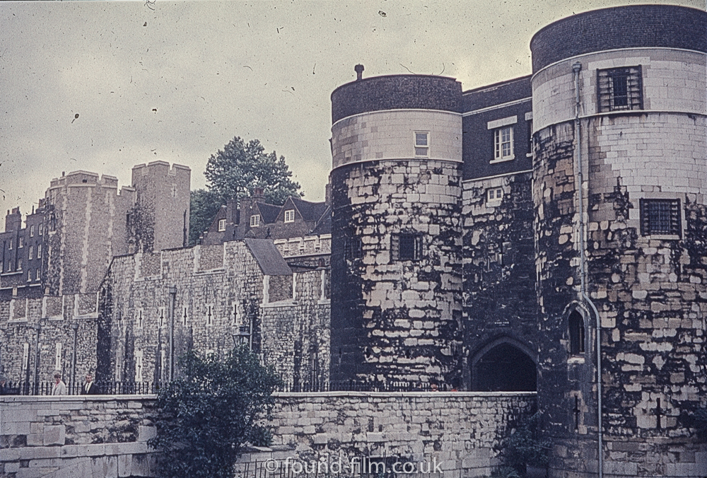 perutz slide film the tower of london