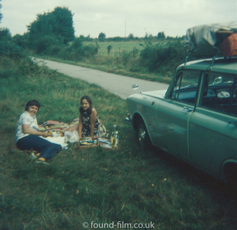 picnic-by-the-side-of-the-road