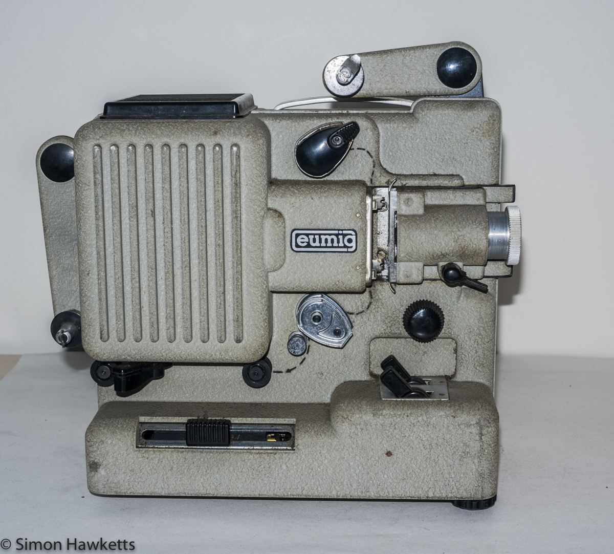 Eumig P8m 8mm Silent Projector - Projection arms folded