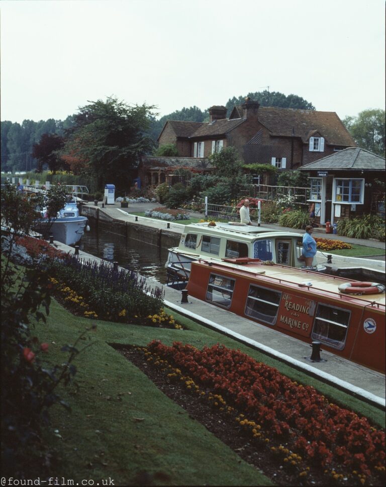 Sonning Lock near Reading in Berkshire