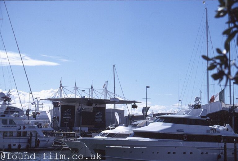 team-new-zealand-boat-in-the-2003-america-cup-auckland.jpg