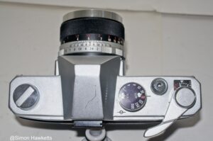 Mamiya/Sekor 500 DTL 35mm SLR camera - Top view of camera