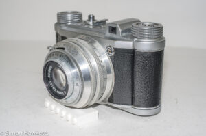 Altissa Altix 35mm viewfinder camera - side view showing flash sync socket