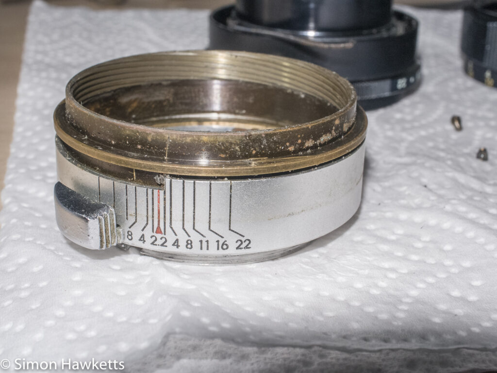 Auto Takumar 55mm f/2.2 strip down - Focus ring fitted into base