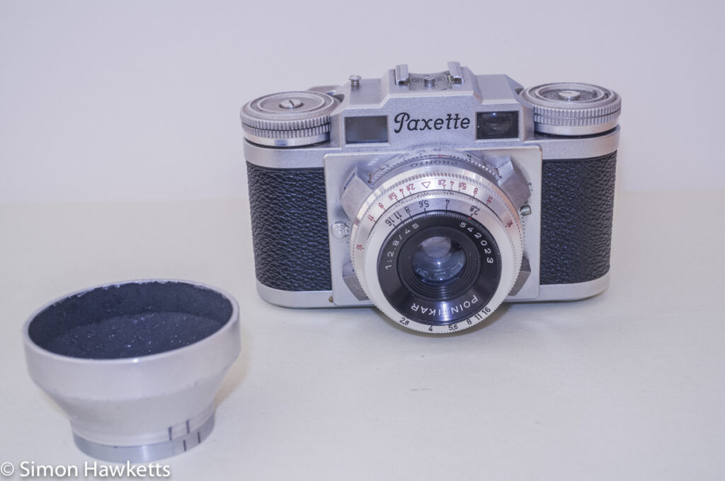 Braun Paxette viewfinder camera - Lens hood and filter removed