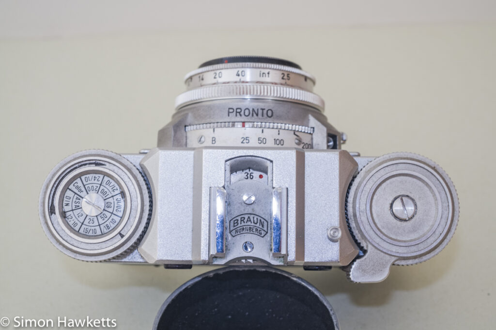 Braun Paxette viewfinder camera - Top of camera showing frame counter