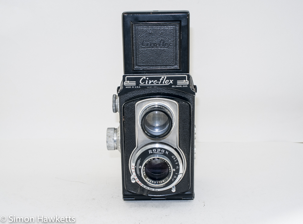ciro flex medium format twin lens reflex camera front view with viewfinder up