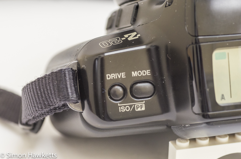 drive and mode control buttons on the pentax z 20
