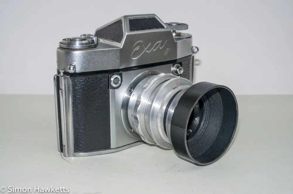 Exakta Exa II 35mm slr camera - flash sync socket
