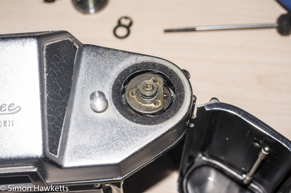 Exakta Exa II shutter repair  - Film advance lever removed