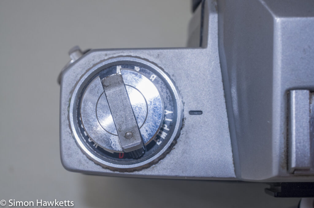 Ricoh Singlex II 35mm Camera - Film type reminder around rewind crank