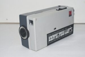 Kodak Instamatic M2 cine camera - Front lens and aperture