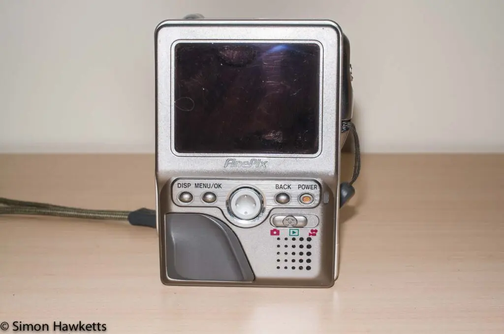 fuji finepix m603 camera back of camera showing lcd and controls