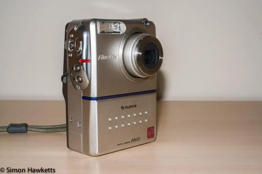 Verrijking Pakistan erfgoed Attractive Fuji Finepix M603 compact digital camera - Everything Vintage