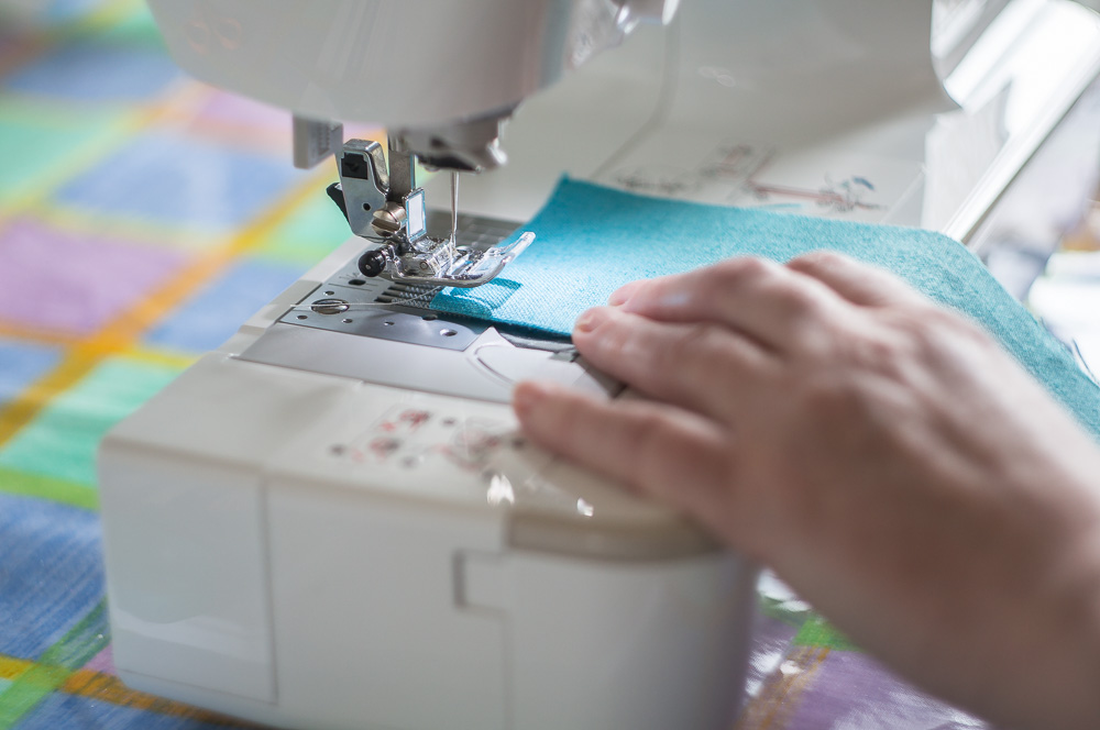 Helios 44M sample pictures - Sewing machine