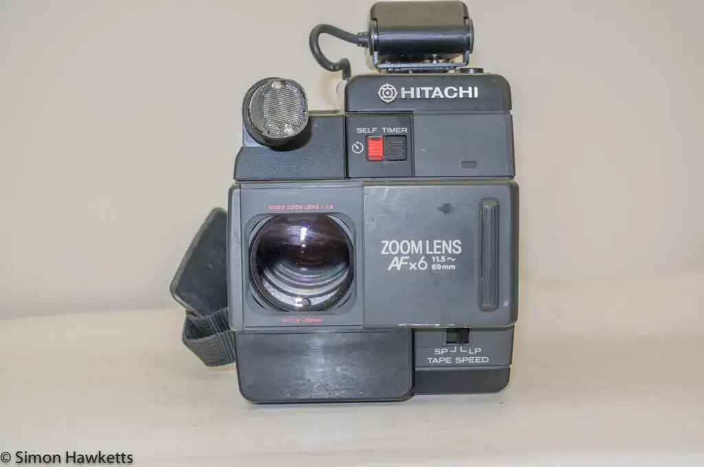 Hitachi VM-C30E VHS-C camcorder - lens cover set for record mode