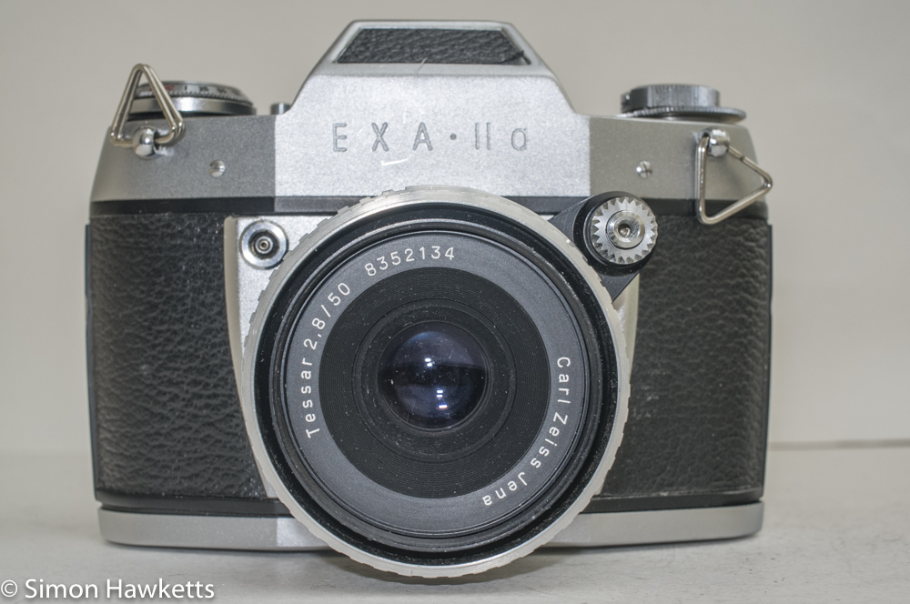 Ihagee Exakta IIa 35mm camera - front view with Tessar 50mm f/2.8 fitted