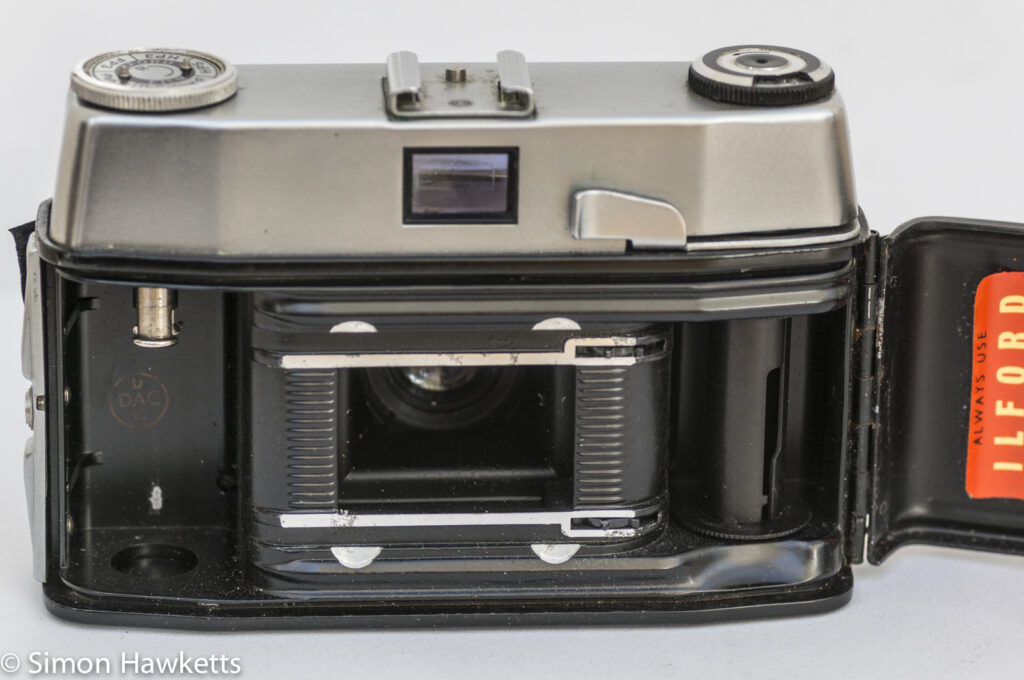Ilford Sportsman 35mm viewfinder camera showing film chamber
