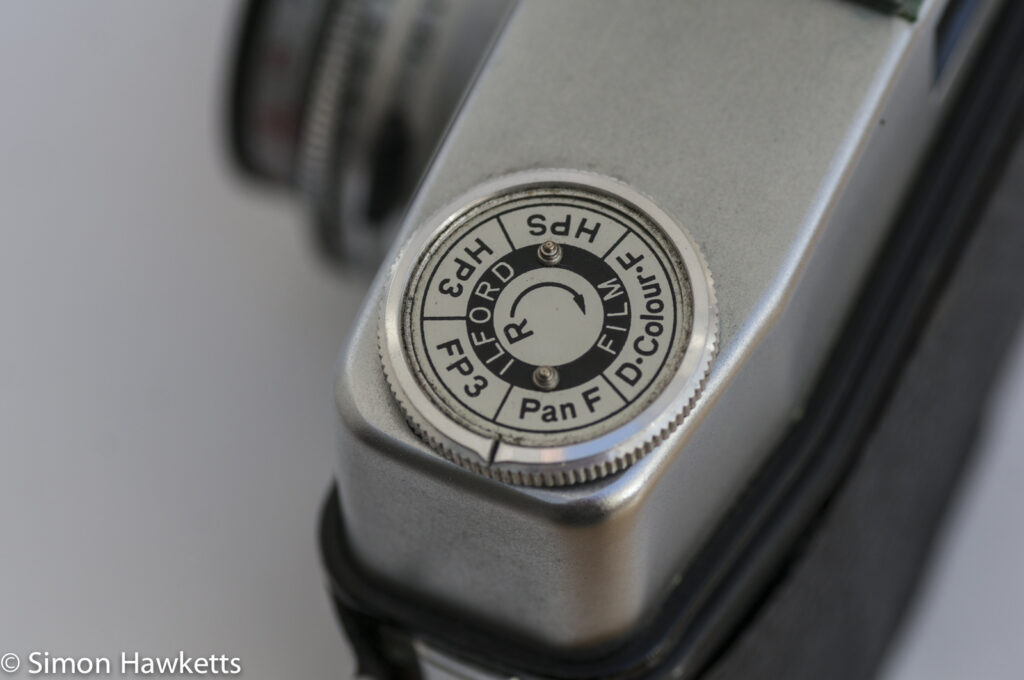 Ilford Sportsman 35mm viewfinder camera showing film type reminder