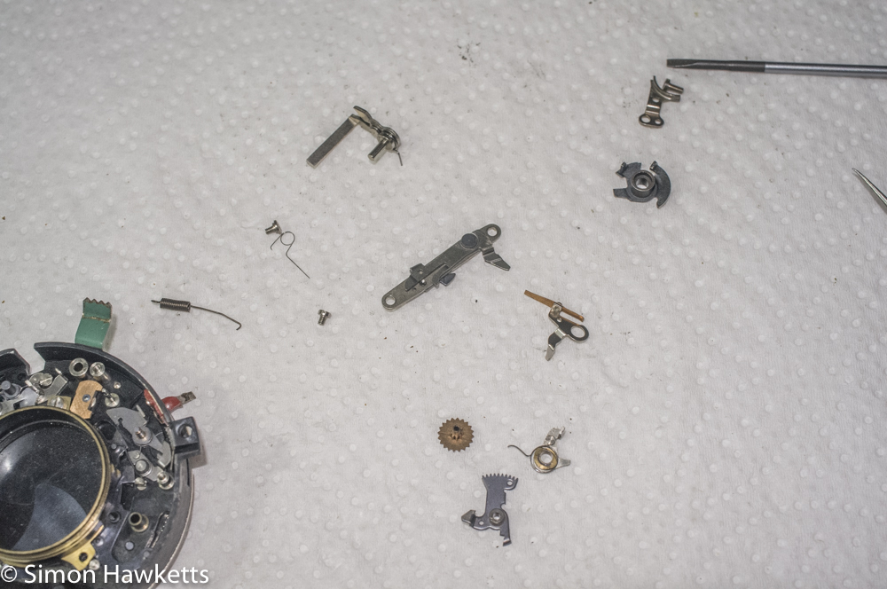 kodak retina reflex shutter strip down flash sync components removed for cleaning