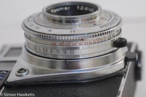 Kodak Retinette 1B 35mm viewfinder camera - aperture and film speed setting