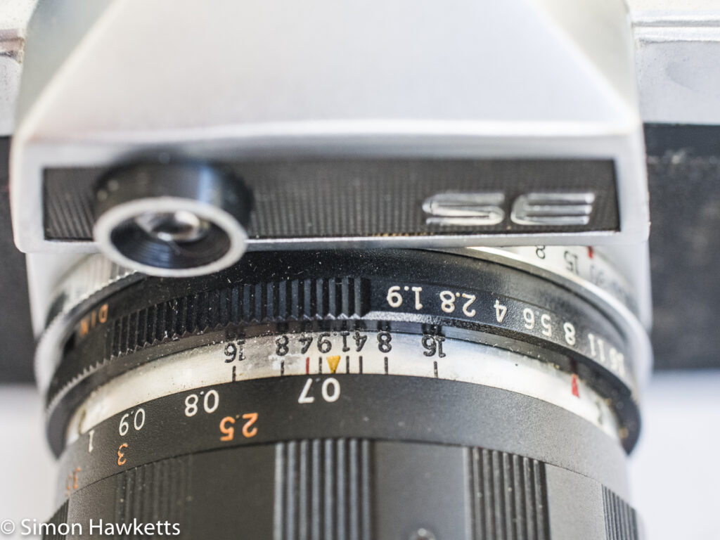Kowa SE 35mm slr showing focus scale