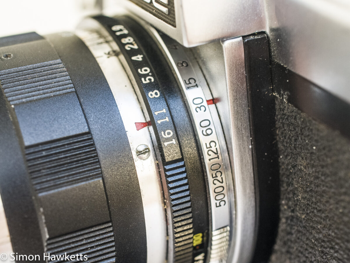 Kowa SE 35mm slr showing shutter speed and aperture