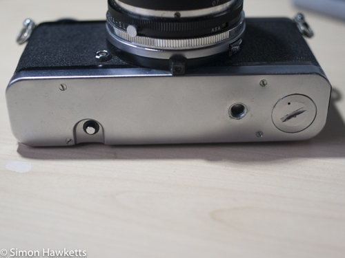 Kowa SE 35mm slr strip down - bottom cover screws
