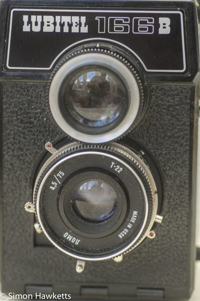 Lubitel 166B TLR - view of lens unit