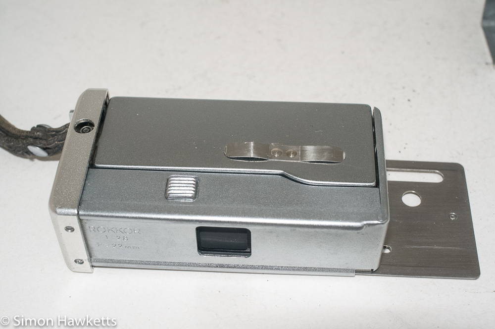 Minolta 16 sub miniature 16mm camera - top of film chamber