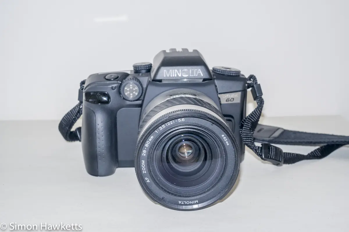 Minolta Dynax 60 SLR - Front view