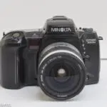 Minolta Dynax 700si 35mm autofocus - Front view of camera