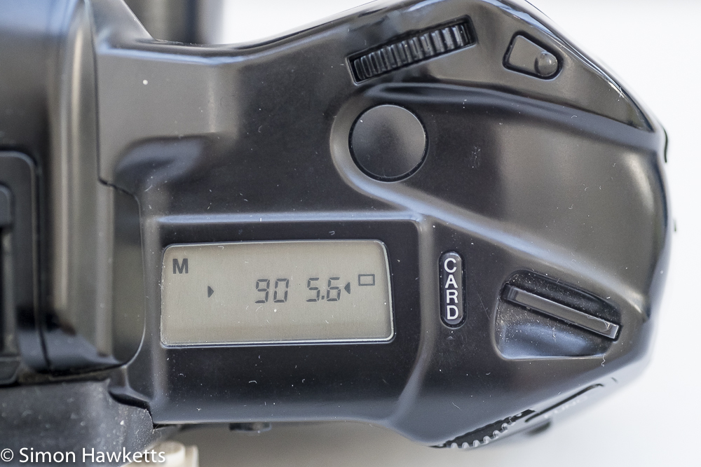 Minolta Dynax 7xi 35mm autofocus slr - Data panel on top of camera
