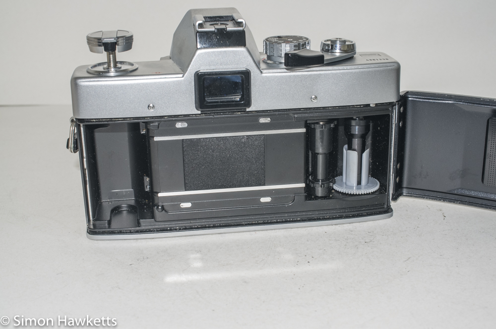 Minolta SRT101b 35mm slr camera - back film door open