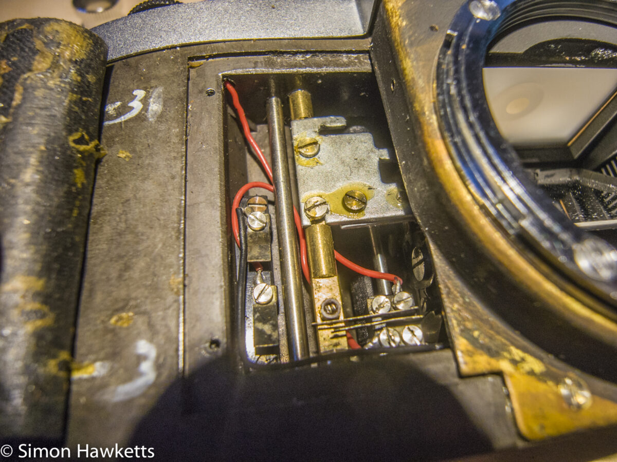 Miranda D-r shutter repair - the shutter button panel removed and shutter cocked