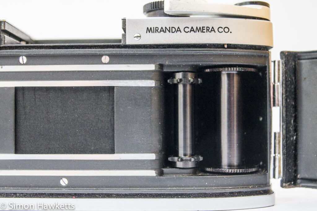 Miranda Fv 35mm slr showing film advance and take up