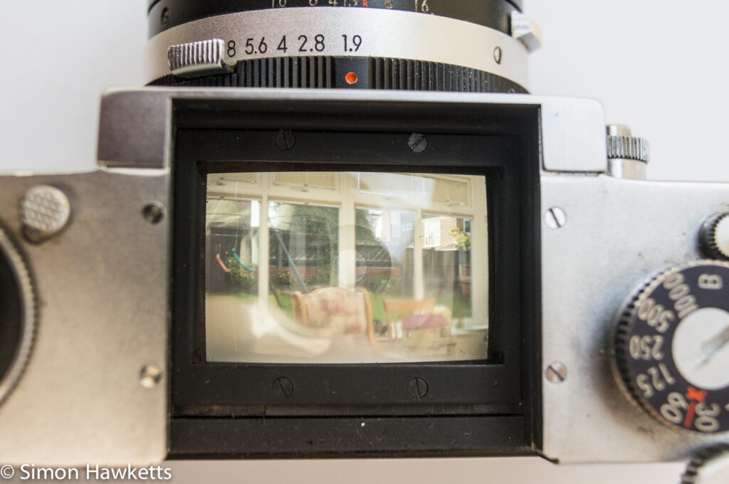 Miranda Fv 35mm slr showing view on focusing screen