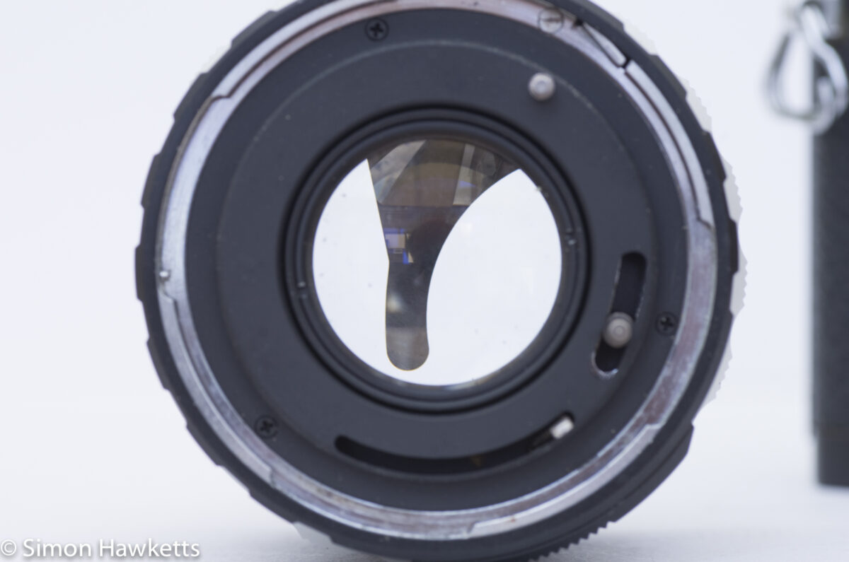Miranda Sensomat RE-II 35mm slr - floating aperture blade
