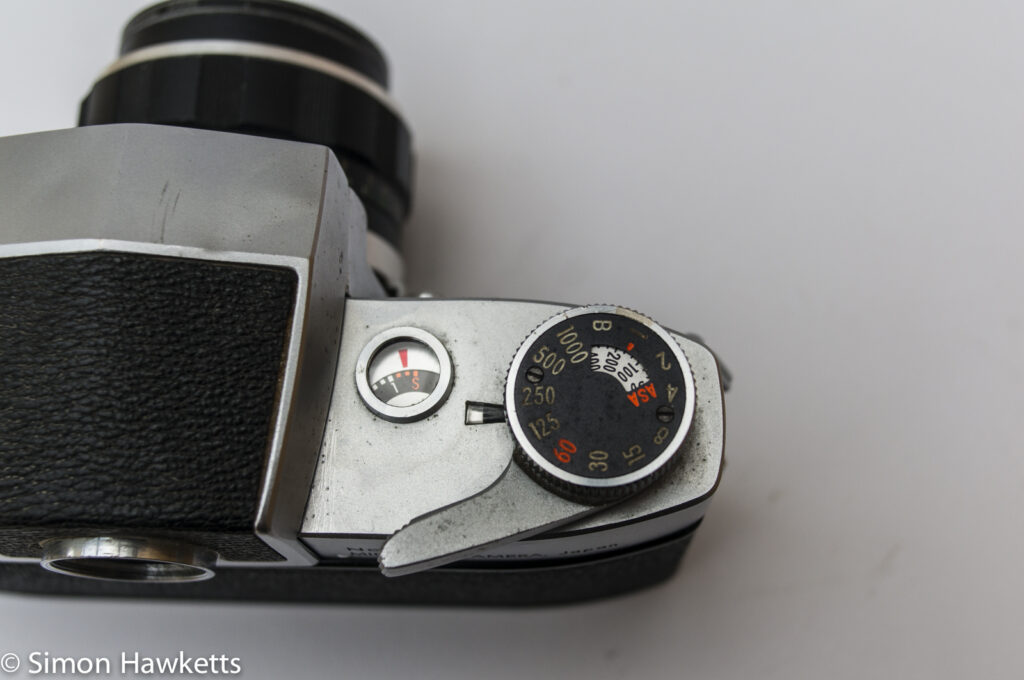 Miranda Sensorex 35mm slr camera showing film advance, frame counter, shutter speed and iso setting