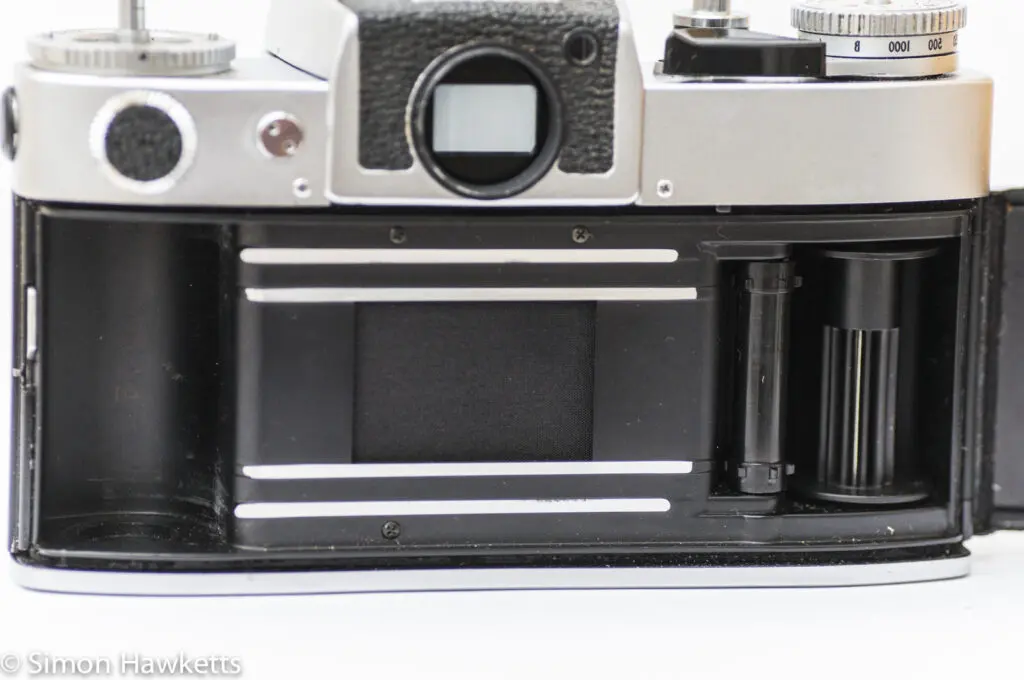 Miranda Sensorex EE2 35mm slr camera showing Film chamber