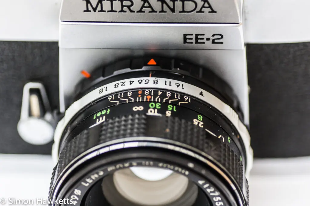 Miranda Sensorex EE2 35mm slr camera showing Focus and aperture dials