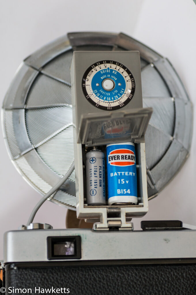 National PB-3 bulb flash unit battery compartment