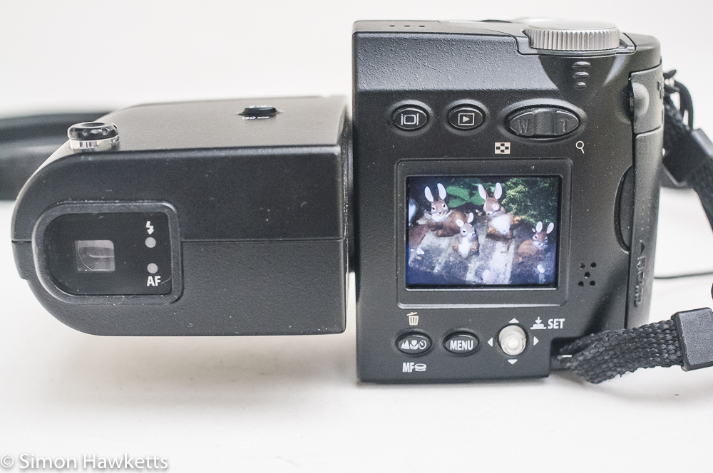 Nikon Coolpix 4500 digital camera - back panel control layout