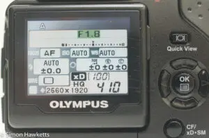 Olympus Camedia C-5050 digital camera - back LCD info display